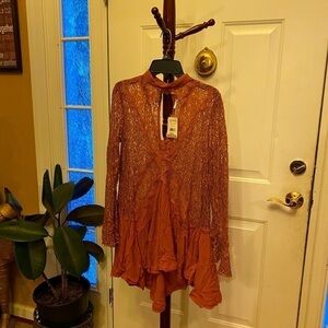 Nwt FREE PEOPLE ROSE COLORED LACE TOP SIZE XS